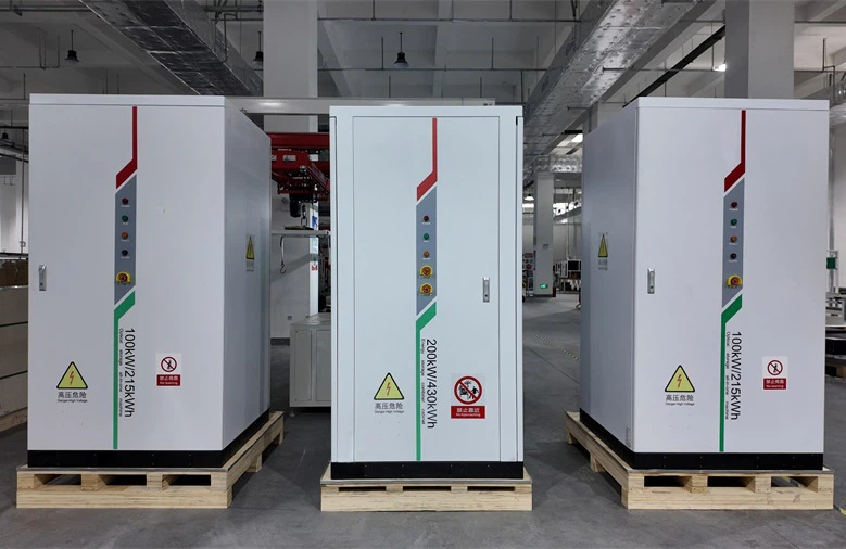 Zintegrowana szafka do magazynowania energii 200 kW/430 kWh